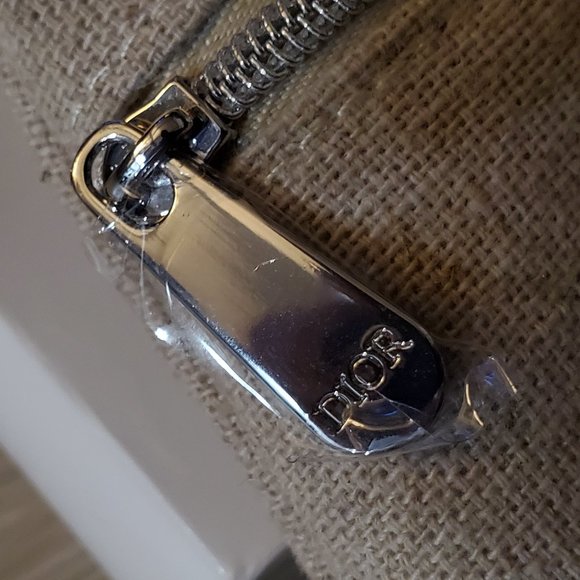 BNIB Dior linen logo pouch - Picture 6 of 7
